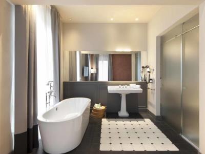 Nh Collection Piazza Carlina 4*