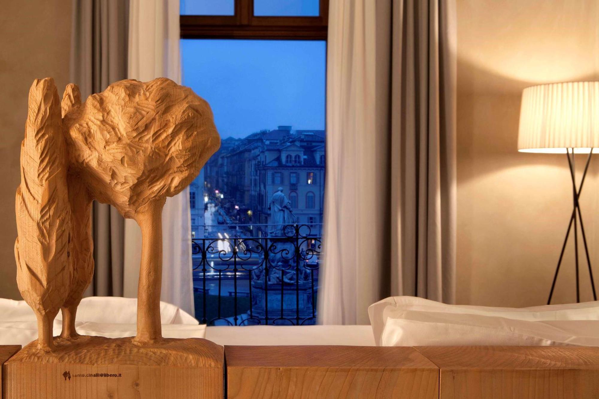Hotel Nh Collection Piazza Carlina 4*