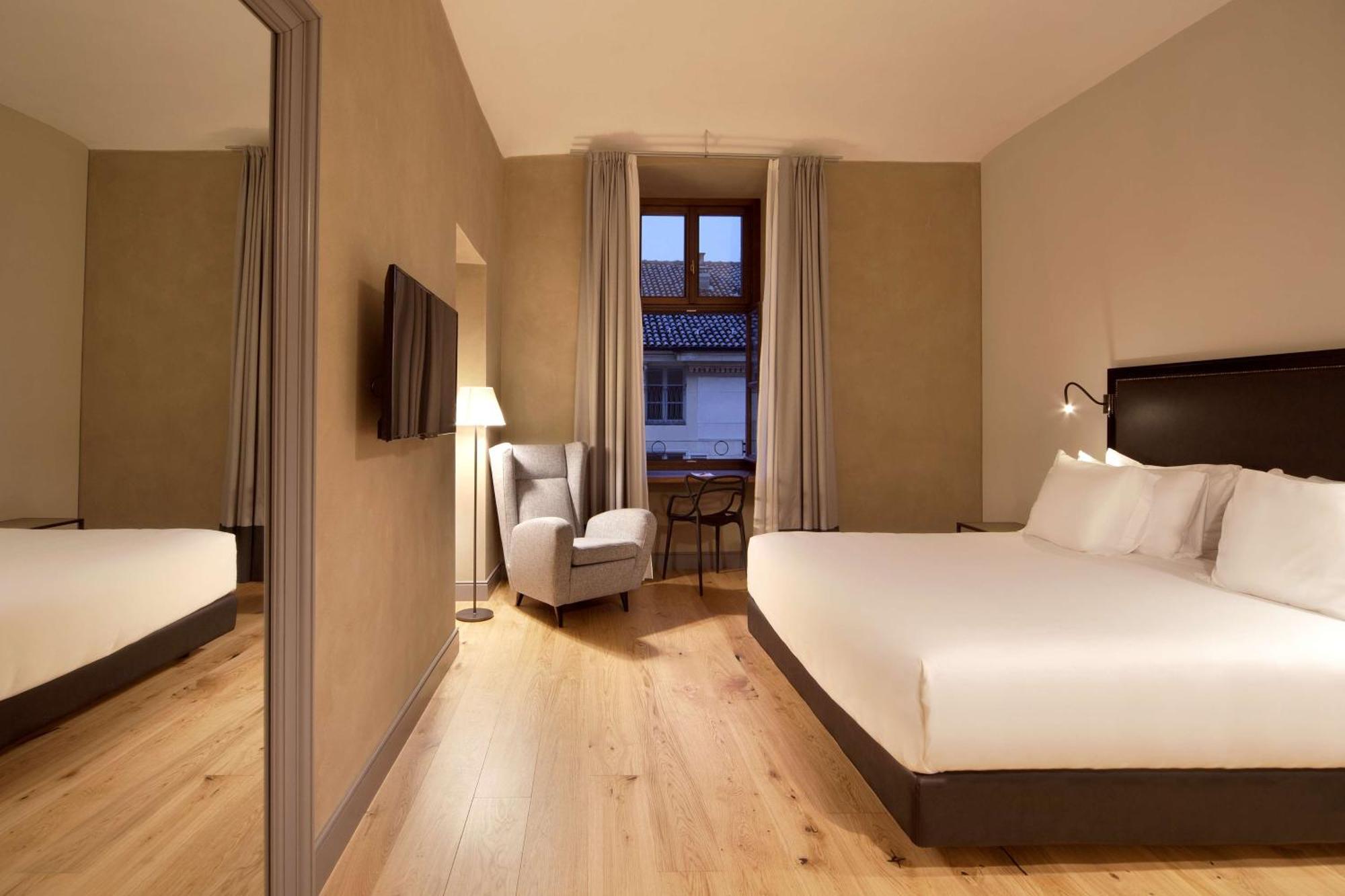Nh Collection Piazza Carlina Hotel