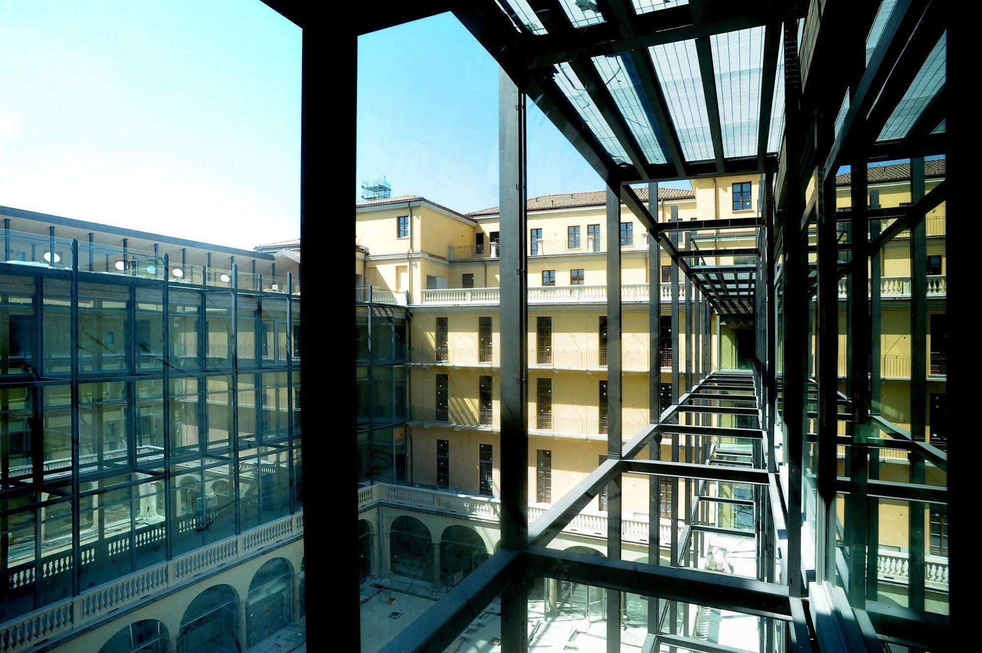 Hotel Nh Collection Piazza Carlina 4*